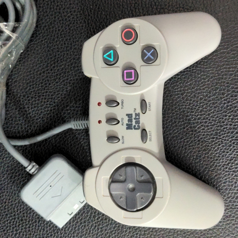 Mad Catz PS1 Gaming Controller Gray PlayStation One CN 3596 Tested working